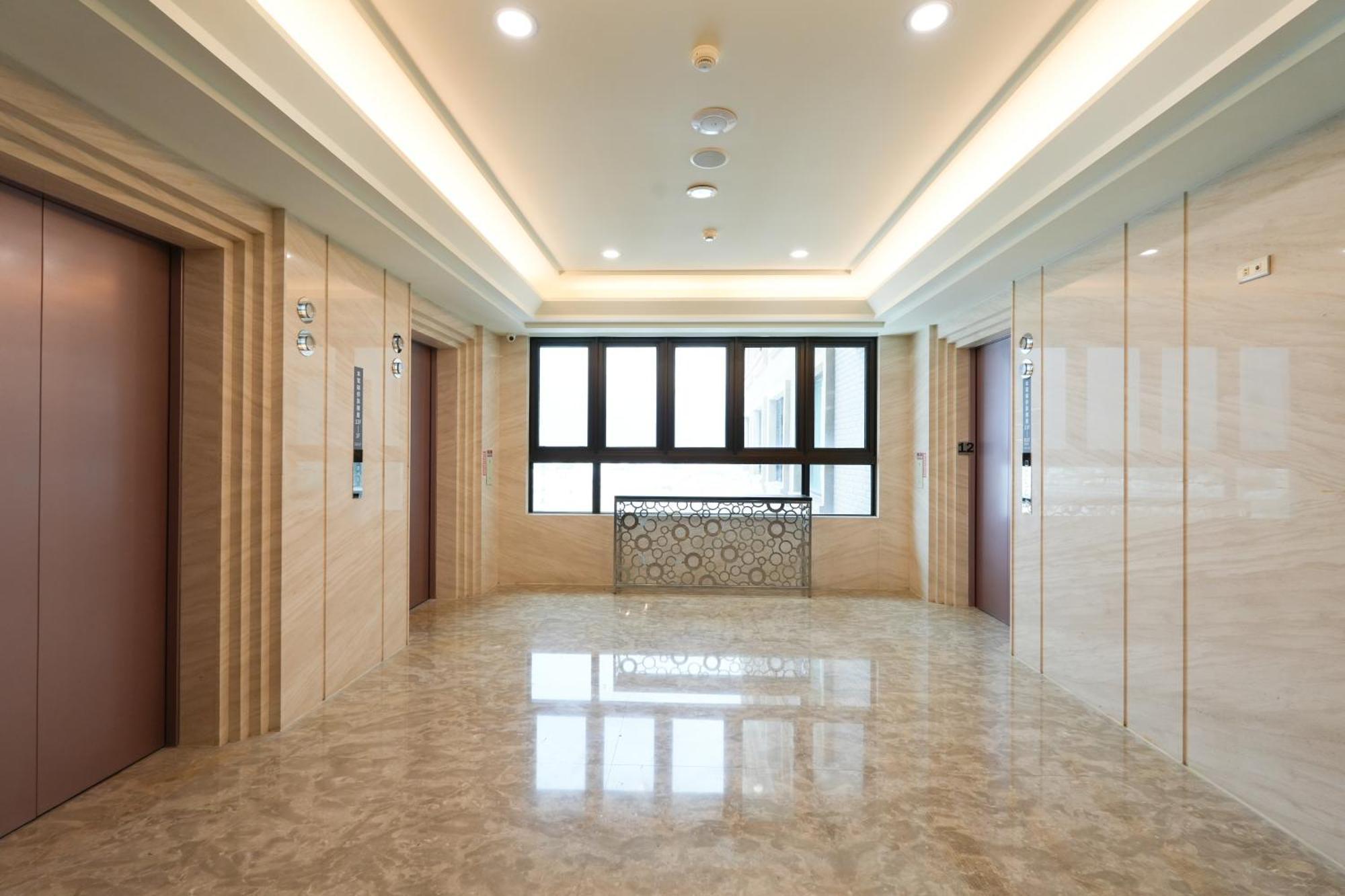 เบสท์โฮเต็ล Hotel เมืองฮวาเหลียน ภายนอก รูปภาพ